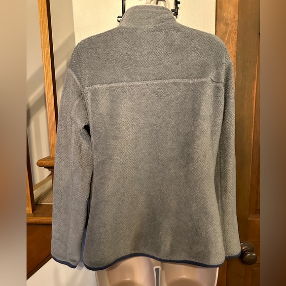 Patagonia retool 1/4 snap fleece. Gray / dusty blue . Size L - Picture 2 of 8